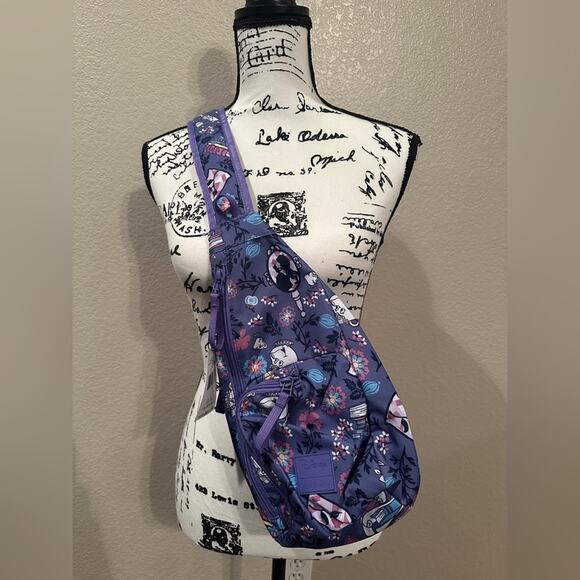 NWT Disney Vera Bradley Beauty & The Beast Friends Crossbody Mini Sling bag - Picture 1 of 10